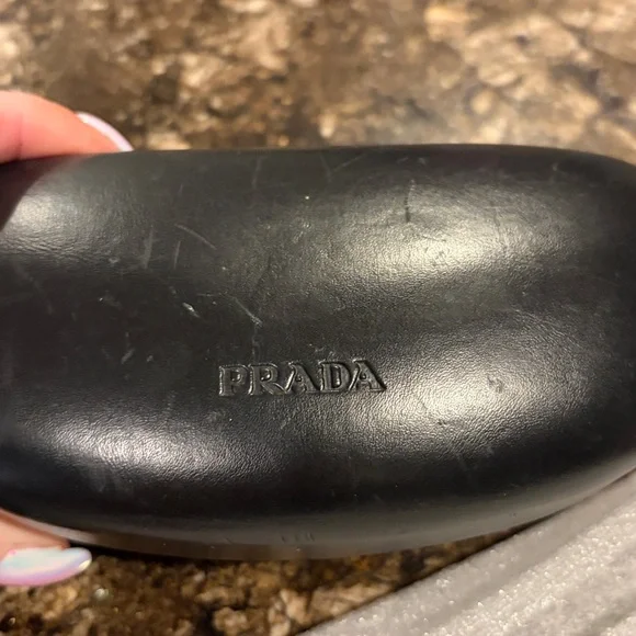 Prada tortoise shell sunglasses - Picture 7 of 9